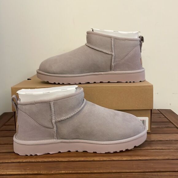 UGG Classic Ultra Mini Booties Pale Smoke USA Women 11/UK 9/EU 42 - Picture 4 of 13